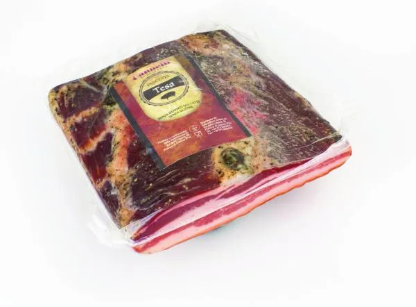 Cannelli Pancetta Tesa Stagionata 1/2 Sottovuoto kg 1,3