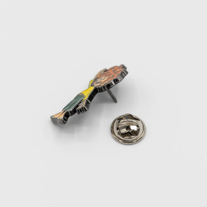 ®Pumuckl Pin "Servus"