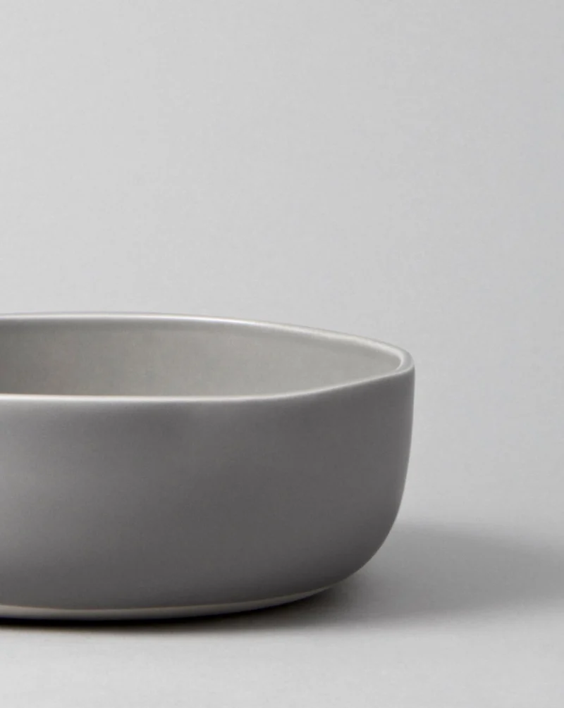 The Serving Bowl
