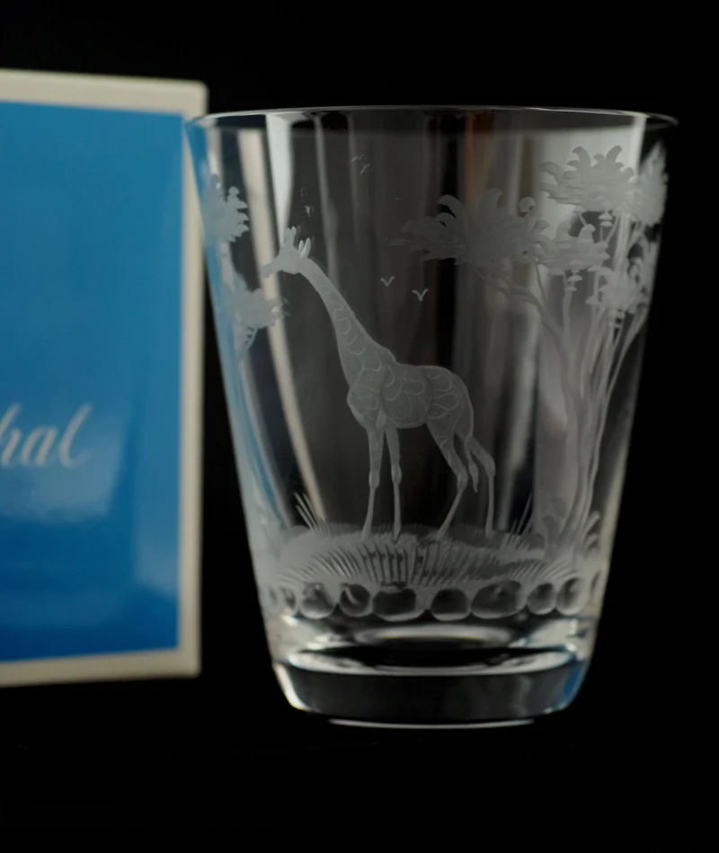 KILIMANDSCHARO klar, Gravur 'Giraffe' - Becher 107 mm