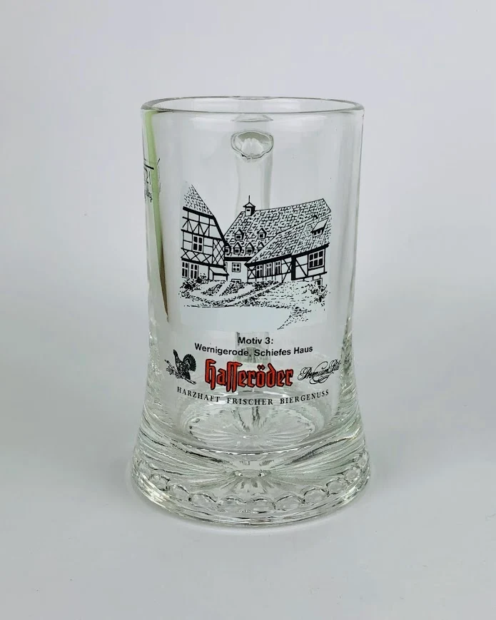 1 x Hasseröder Bier Krug 0,2l - " Motiv 3 : Wernigerode, Schiefes Haus "