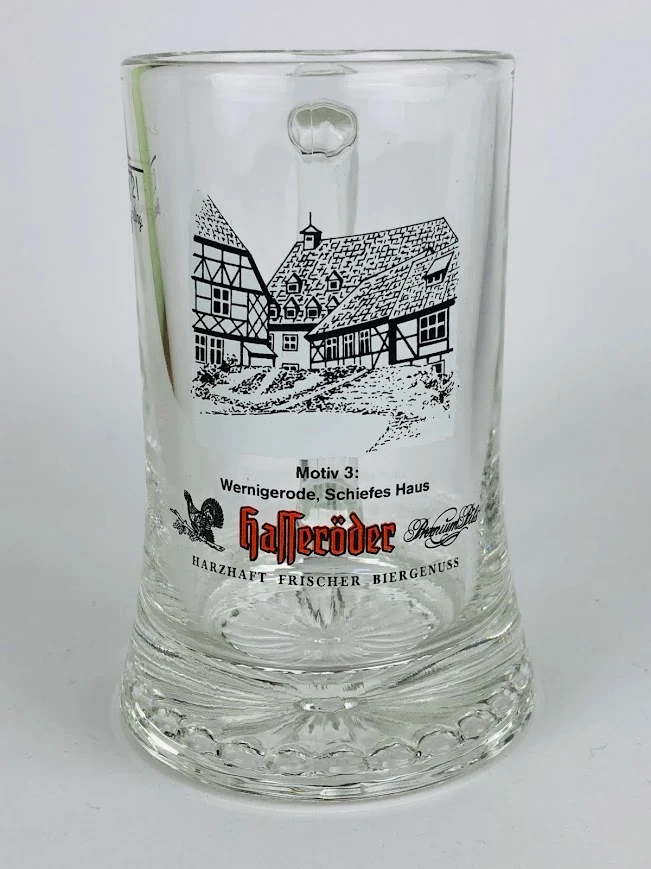 1 x Hasseröder Bier Krug 0,2l - " Motiv 3 : Wernigerode, Schiefes Haus "