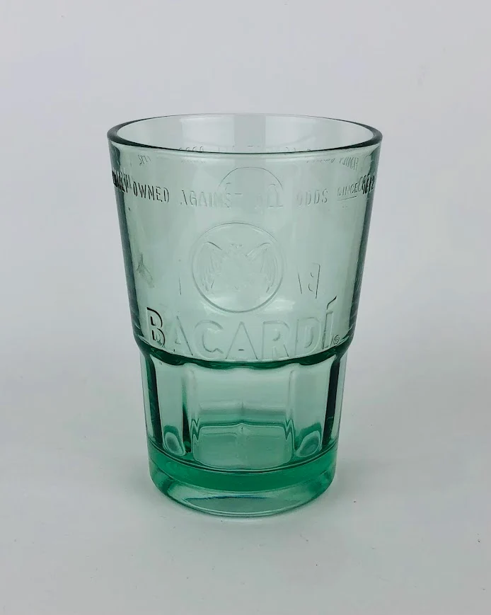 1 x Bacardi Glas Ca. 0,3l