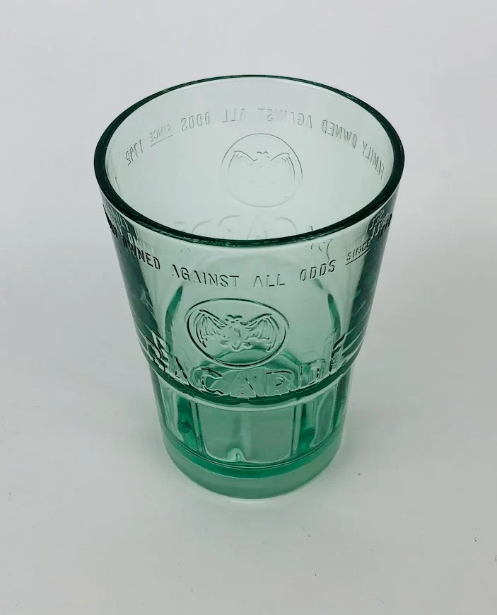 1 x Bacardi Glas Ca. 0,3l