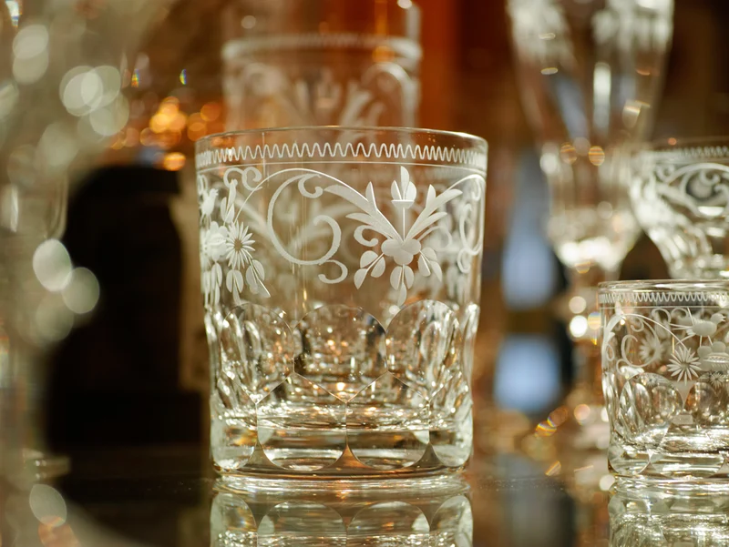 BERNADOTTE klar, Schliff & 'Radgravur' - Whiskybecher 90 mm