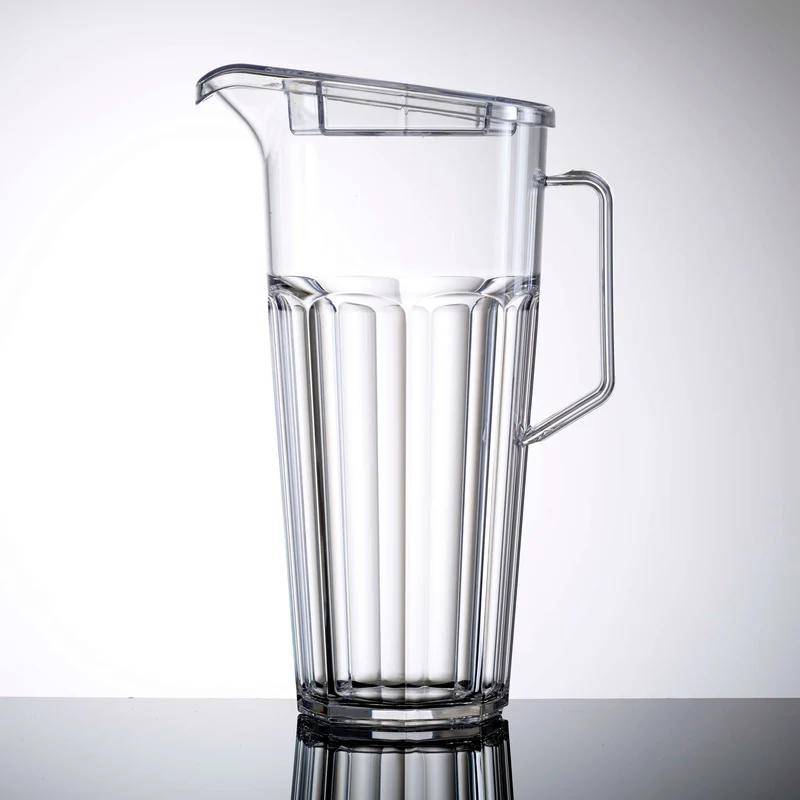 Kunststoffglas Karaffe mit Facetten und Deckel | 1,7 Liter