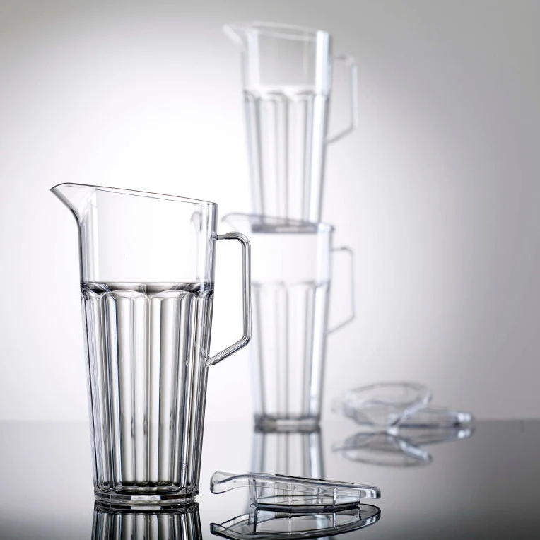 Kunststoffglas Karaffe mit Facetten und Deckel | 1,7 Liter