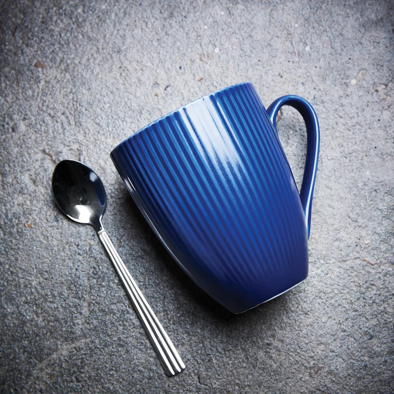 Groovy Becher Blau