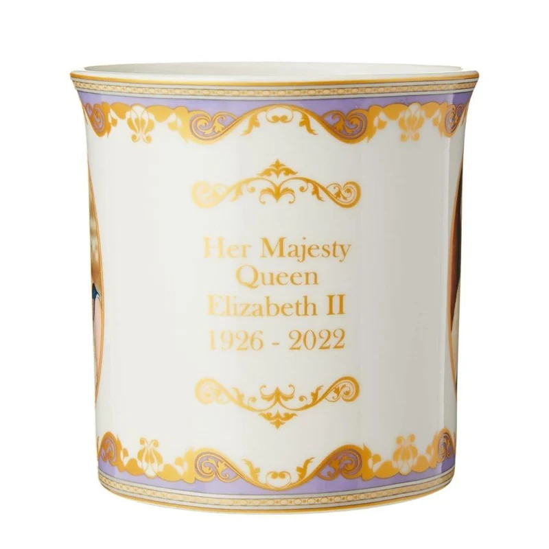 Lesser & Pavey Her Majesty Queen Elizabeth II Mug