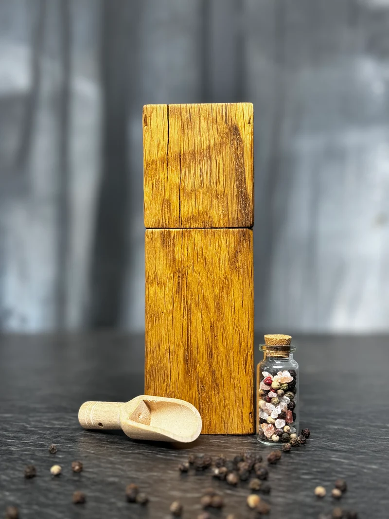 Rustikale Eichen Pfeffer | Salzmühle – mit CrushGrind® Mahlwerk