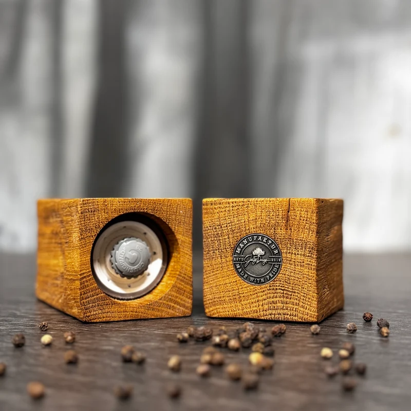Rustikale Eichen Pfeffer | Salzmühle – mit CrushGrind® Mahlwerk