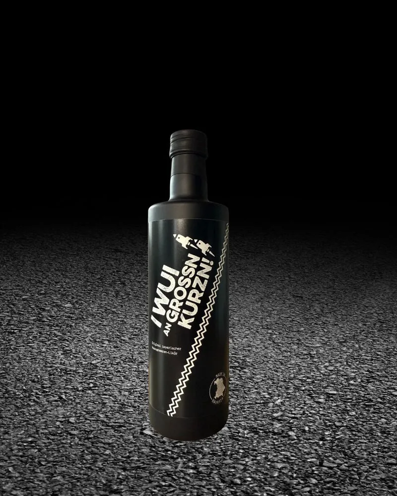 I WUI AN KURZN – Bayerischer Haskap-Likör Partyshot | I WUI AN GROSSN KURZN - 0,5 L Flasche