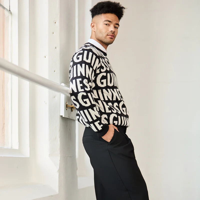 Guinness™ Black and White All-Over Logo chunky Sweater