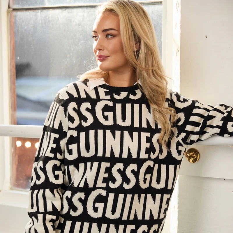 Guinness™ Black and White All-Over Logo chunky Sweater