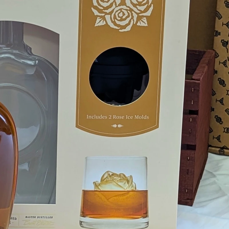 Four Roses Small Batch Bourbon Gift Set - 750ml