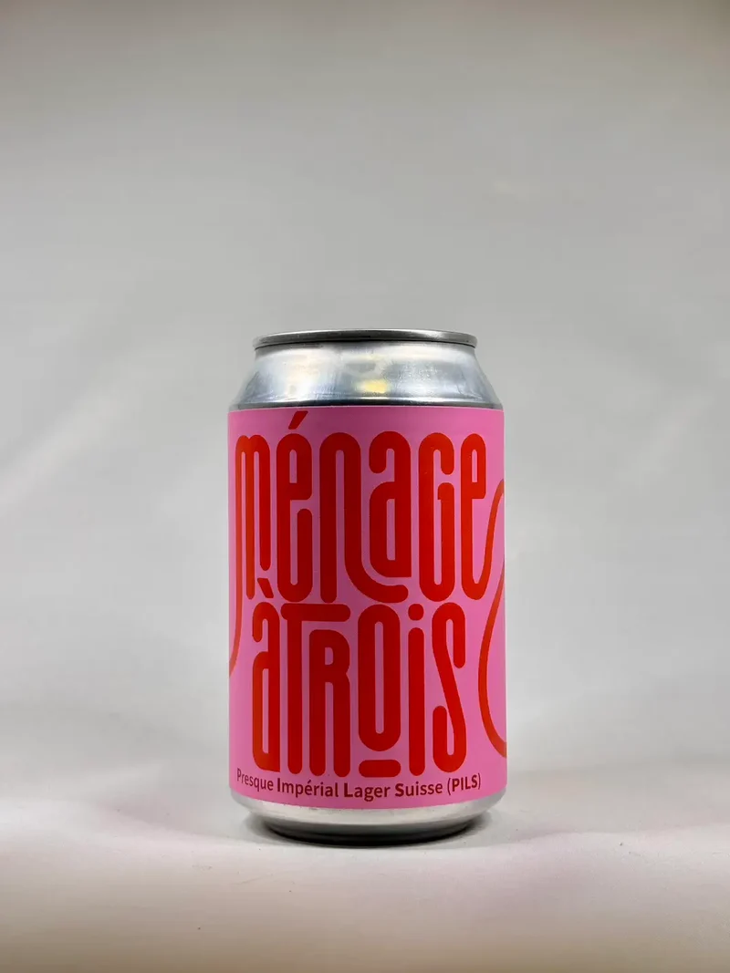 Ménage à trois