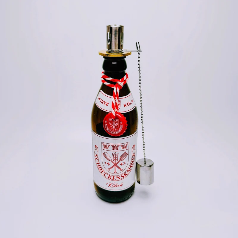 Kölsch Öllampe aus echter Kölschflasche – Handgemachte Upcycling Design Öllampe mit windfestem Flammenlicht – Bier Geschenkidee aus Köln