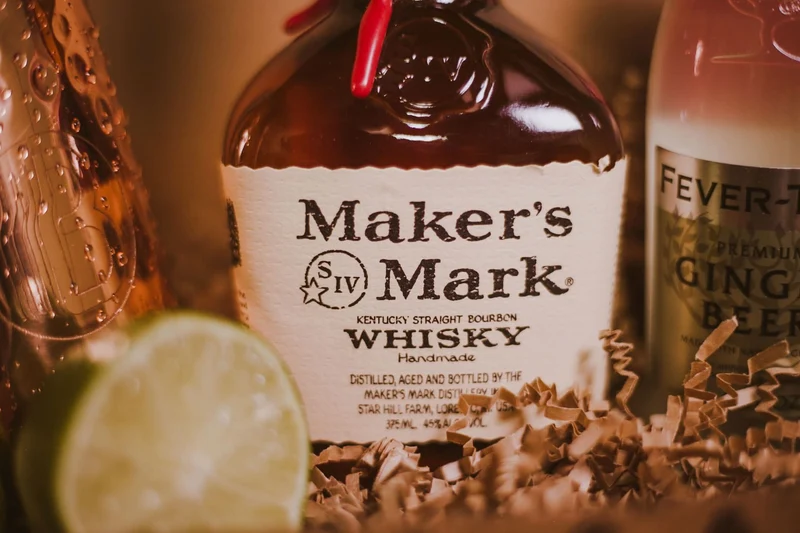 Makers Mark Bourbon Whisky Gift Set