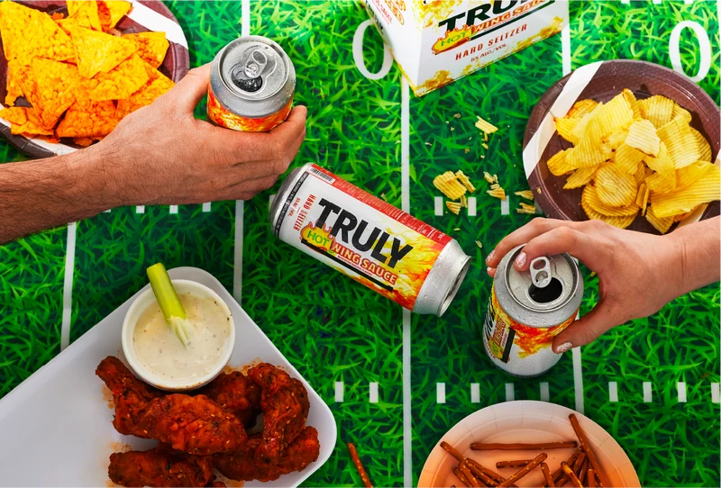 Truly Hot Wing Sauce Seltzer
