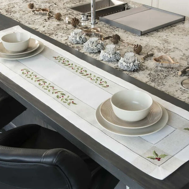 Irish Linen Table Runner & Placemats