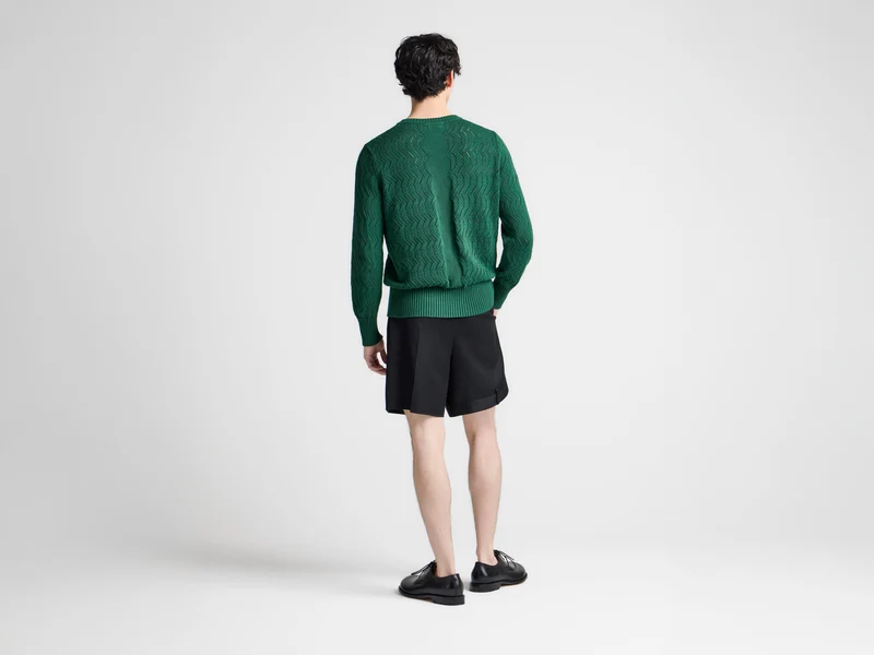 MENS FOLDED SHORTS IN BLACK