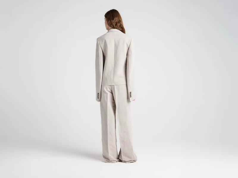 WOMENS WEIGHTED SLEEVE JACKET IN NATURAL
