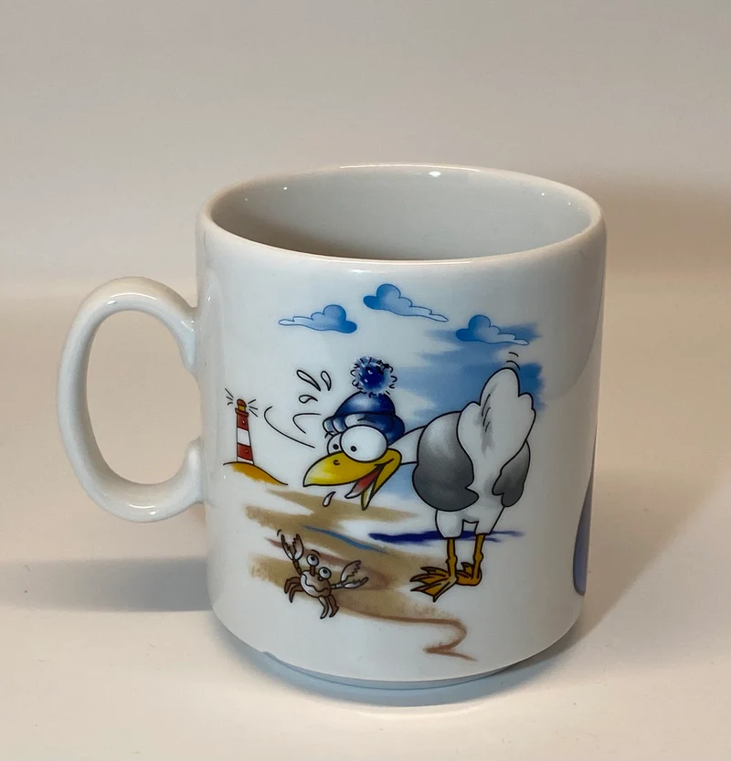 Tasse, Porzellan, „lustige Möwen“ mit Wunschnamen - Jeder Name ist möglich!
