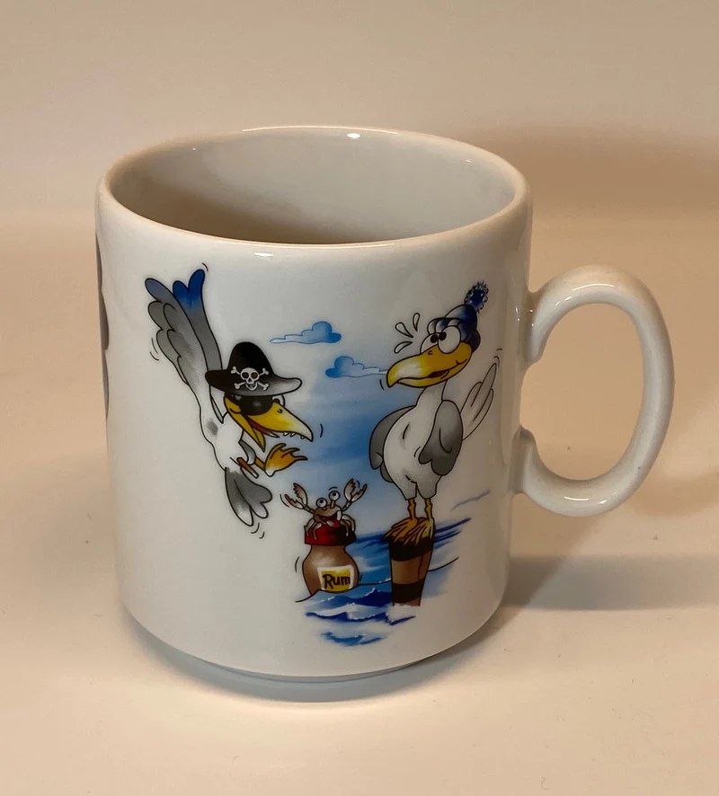 Tasse, Porzellan, „lustige Möwen“ mit Wunschnamen - Jeder Name ist möglich!