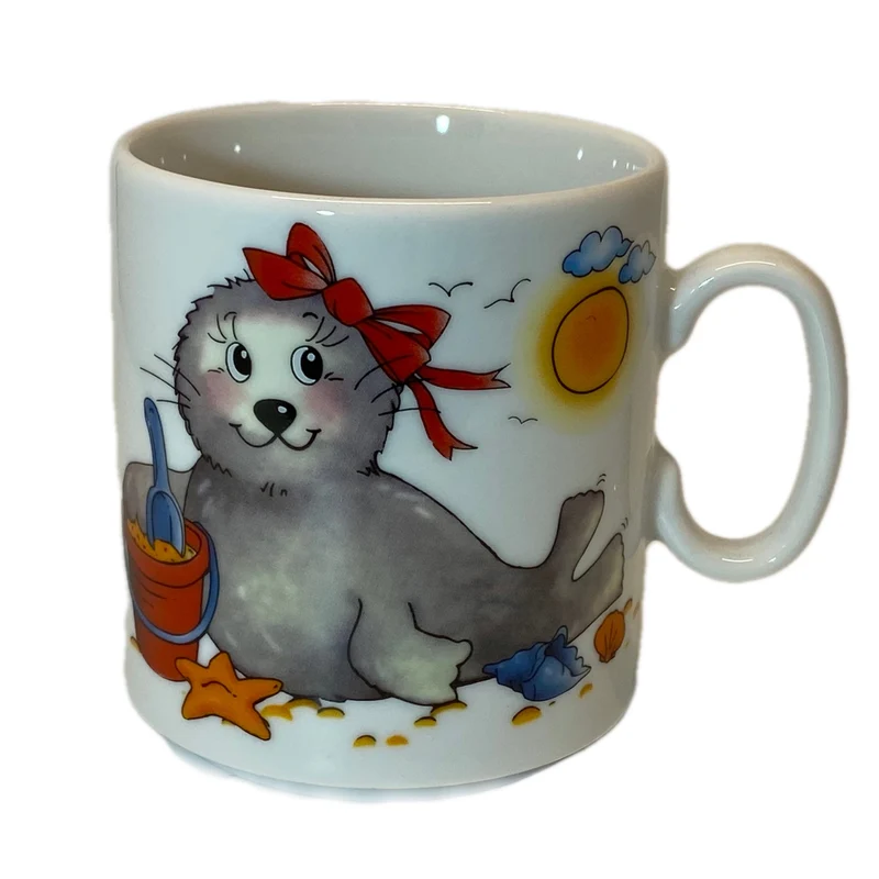 Tasse, Porzellan, Robbe „Mädchen“ mit Wunschnamen - Jeder Name ist möglich!