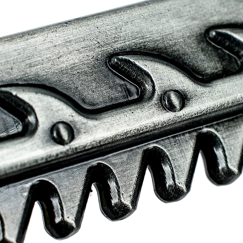 Warhammer 40,000 Flaschenöffner Chaos Chainsword