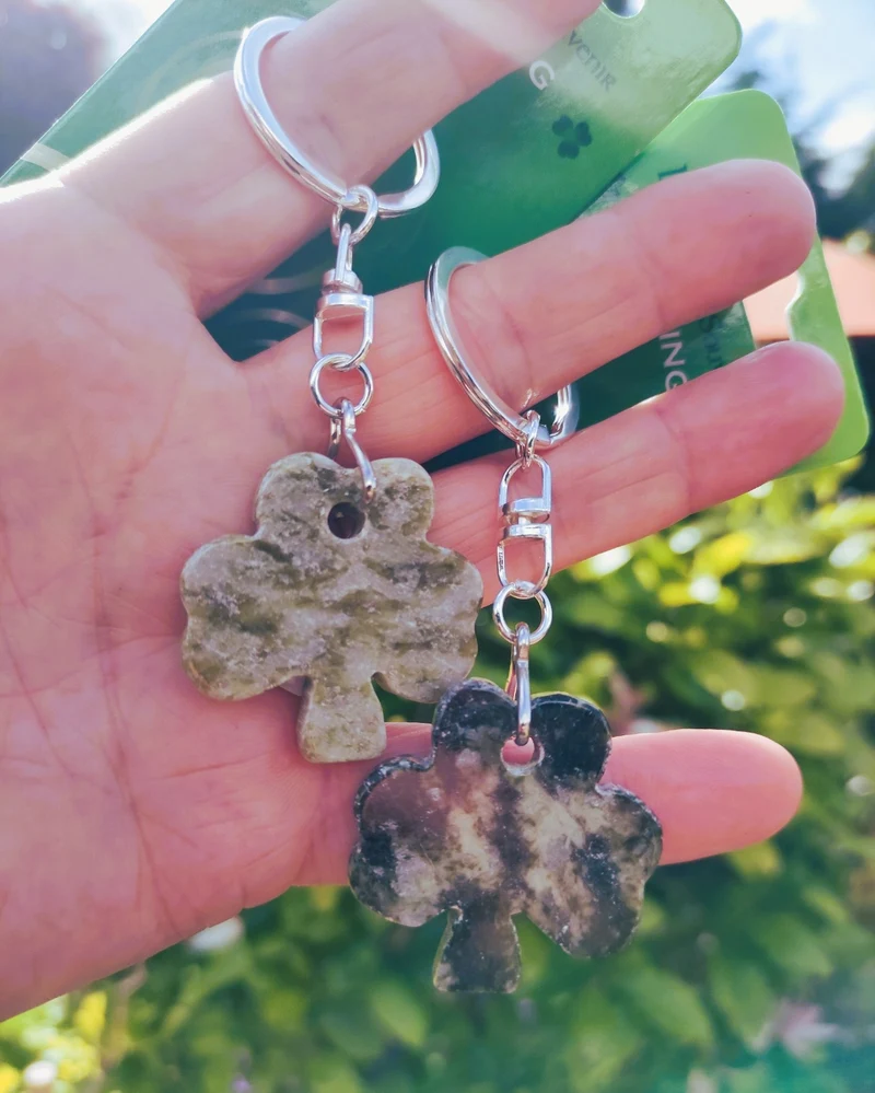 Connemara Marble Shamrock Keyring KeyChain