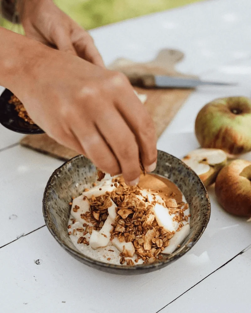Granola mit Erdnussbutter & Apfel, 350g