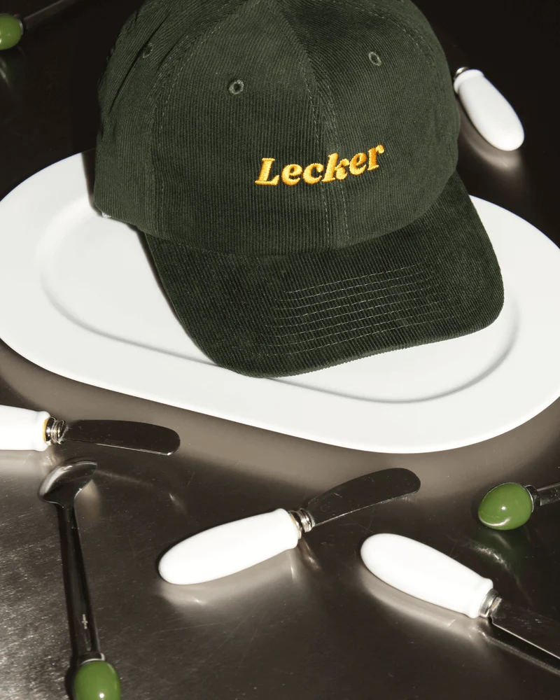 Bestickte Cord Cap - Lecker