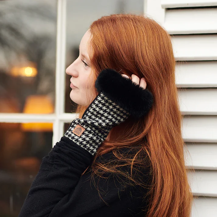Islander® Fingerless Lambswool Gloves With Harris Tweed®