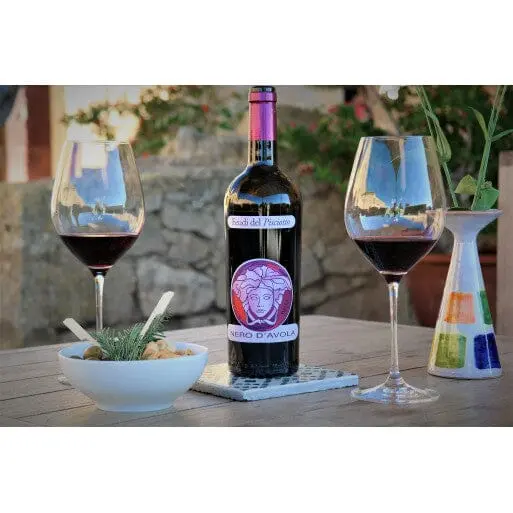 VERSACE NERO D'AVOLA , Feudi del Pisciotto 75 cl
