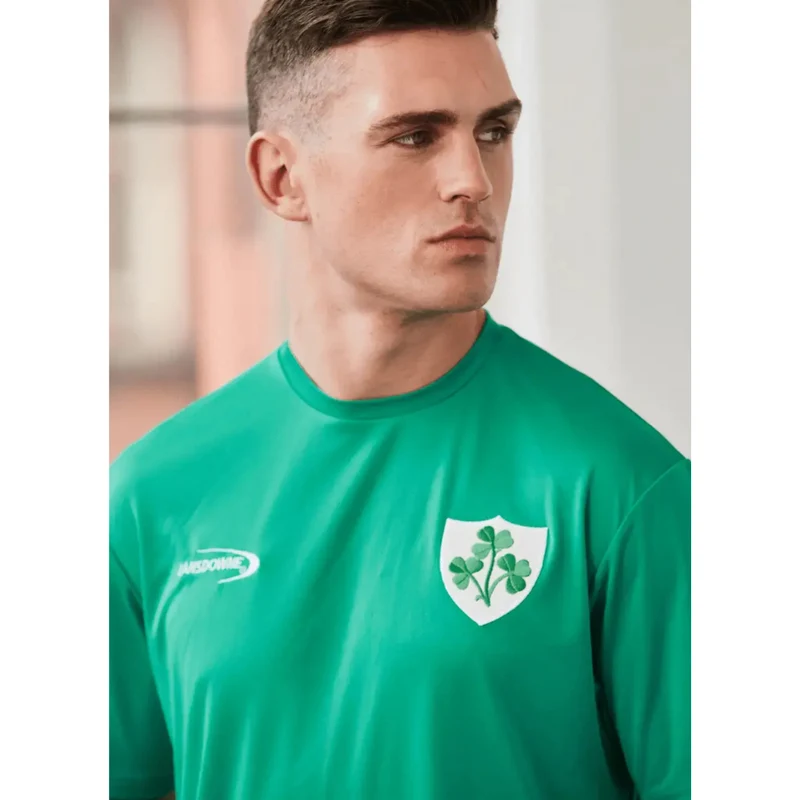 Lansdowne Men's Ireland Green Shamrock Crest Performance Top