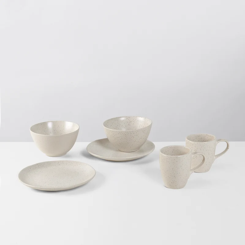 Broste Copenhagen Frühstücksset Nordic Vanilla 6-teilig / 2 Personen - 2 Frühstückteller, 2 Schalen und 2 Tassen
