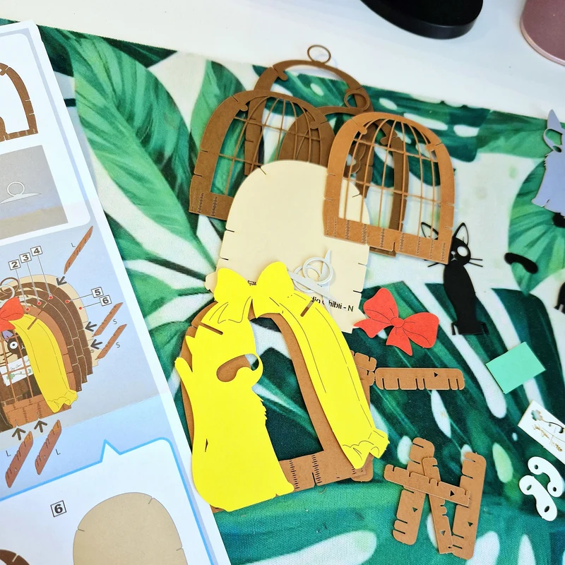 Kikis kleiner Lieferservice - Jiji Theater Papier Model Kit