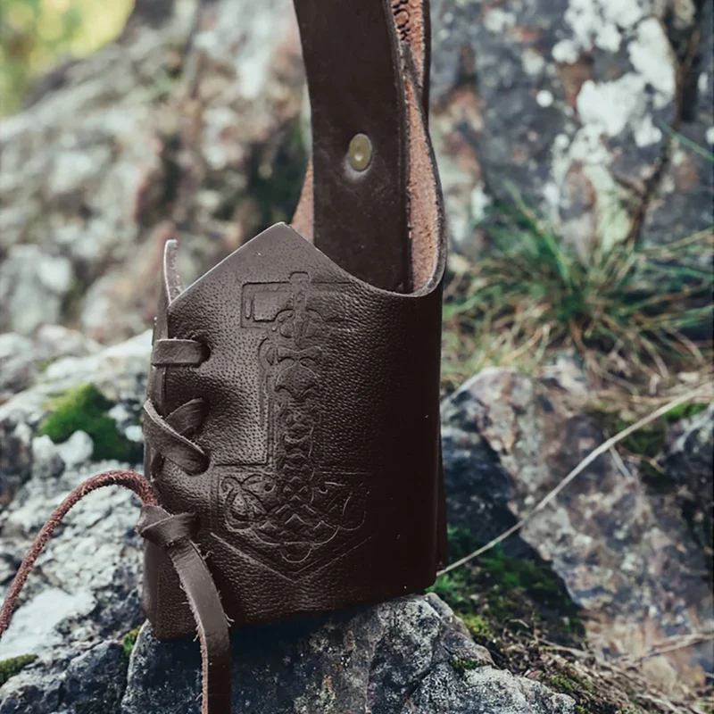 Trinkhorn Halter Thors Hammer braun