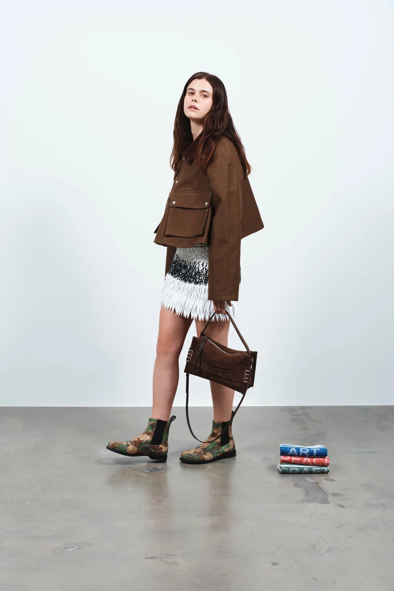 WOMENS BARN JACKET IN DARK OLIVE