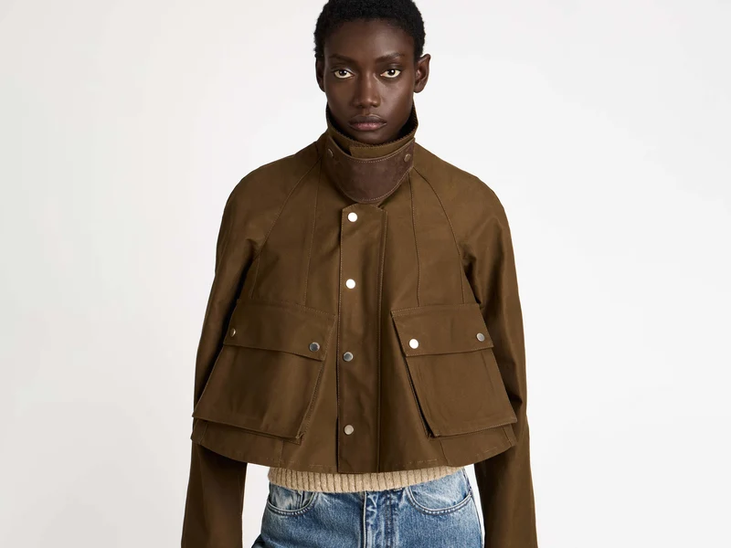 WOMENS BARN JACKET IN DARK OLIVE