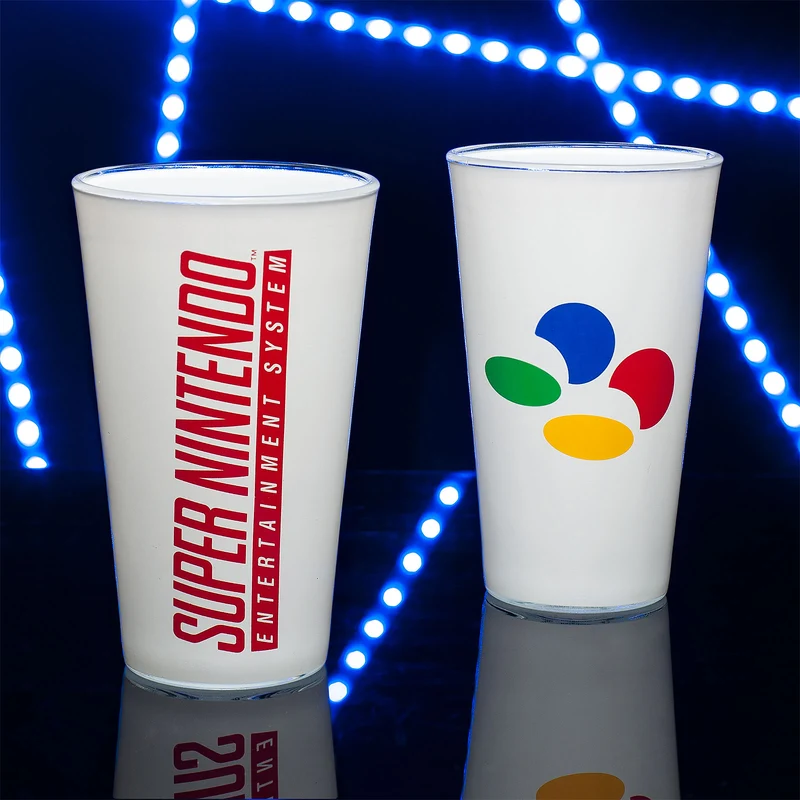Nintendo - SNES Logo Glas