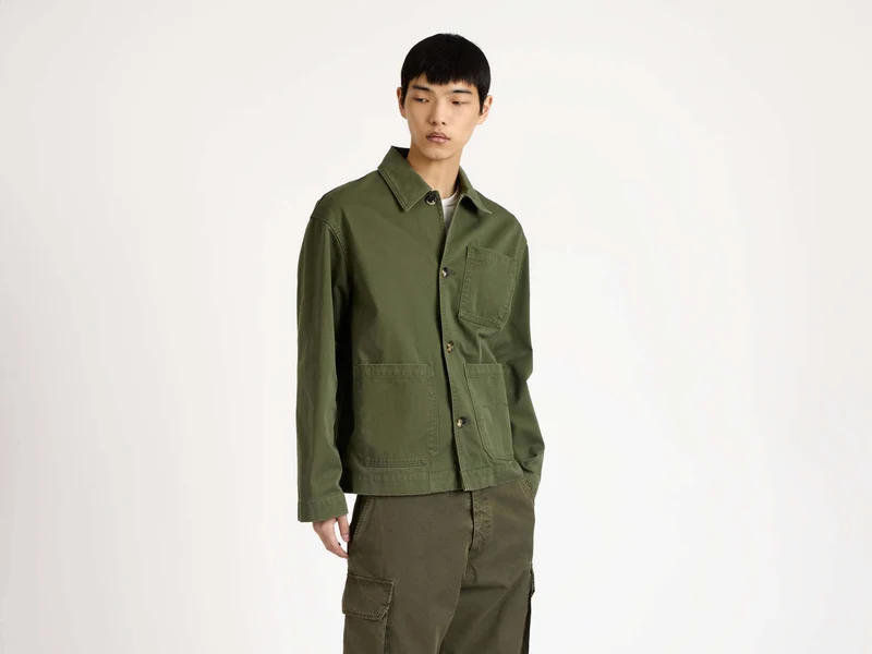 MENS PATCH POCKET JACKET IN WASHED GREEN