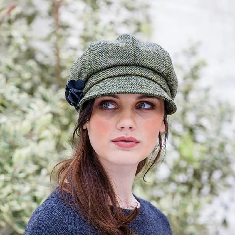 Women's Irish 8 Piece Hat with Rosette Detail
