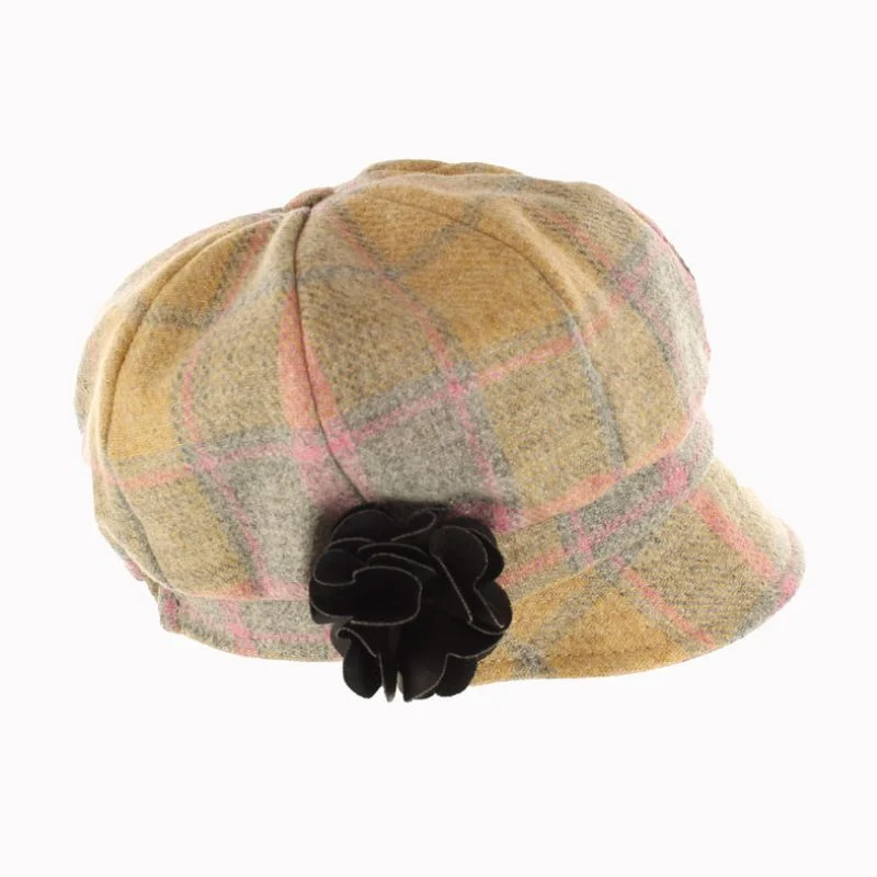 Women's Irish 8 Piece Hat with Rosette Detail