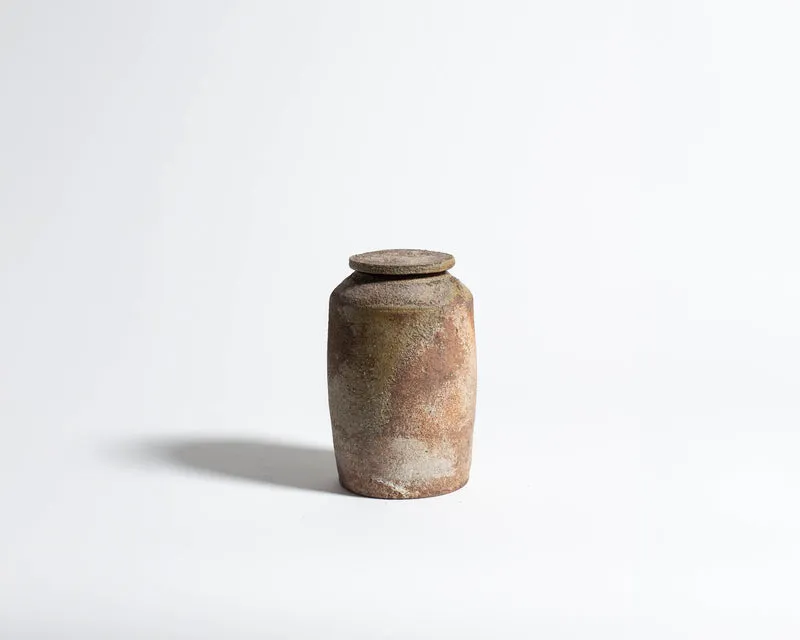 Akiko Hirai Tall Wood Fire Effect Tea Caddy in Beige