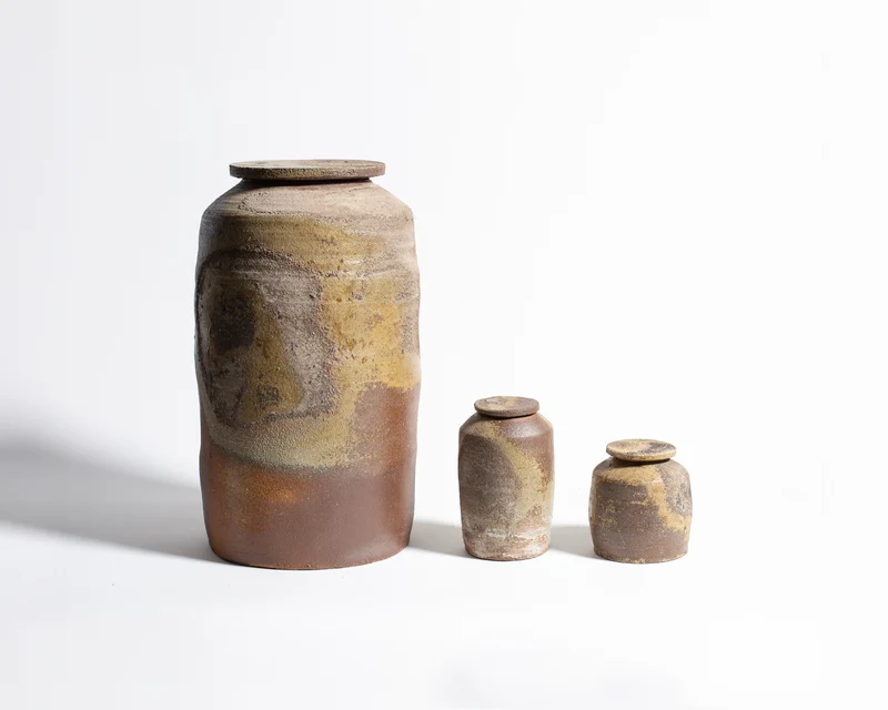 Akiko Hirai Tall Wood Fire Effect Tea Caddy in Beige