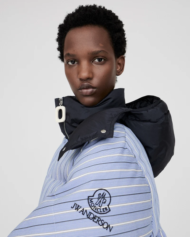 WOMENS JW ANDERSON X MONCLER STRIPED PUFFER JACKET IN BLUE & WHITE