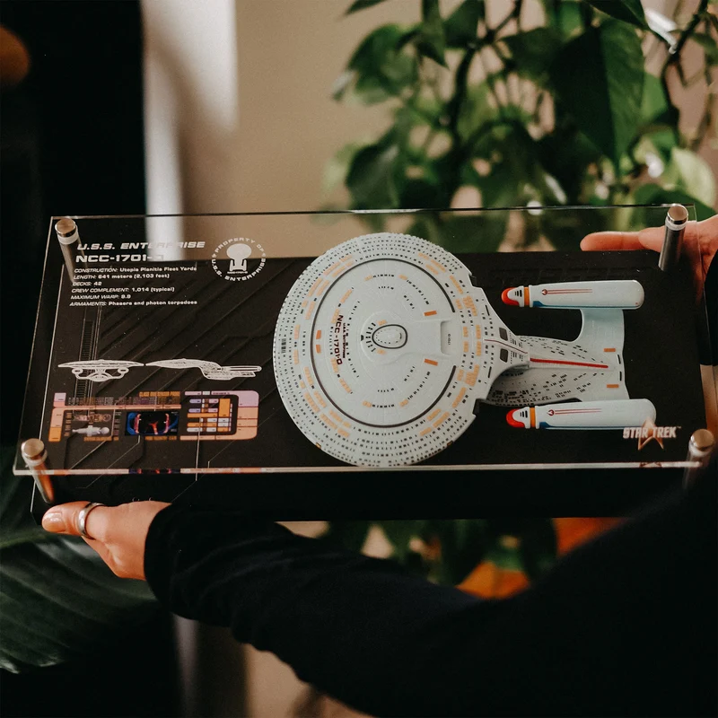 Enterprise NCC 1701-D Wandplakette mit Modell Replik - Star Trek