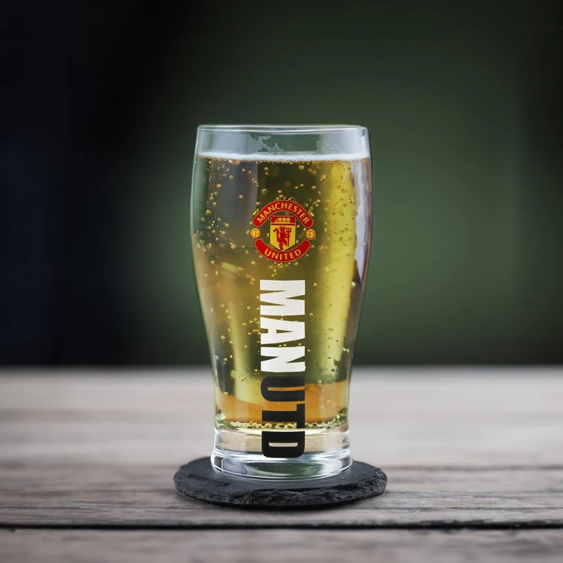 Engraved Manchester United 20oz Tulip Pint Glass, Gift Boxed